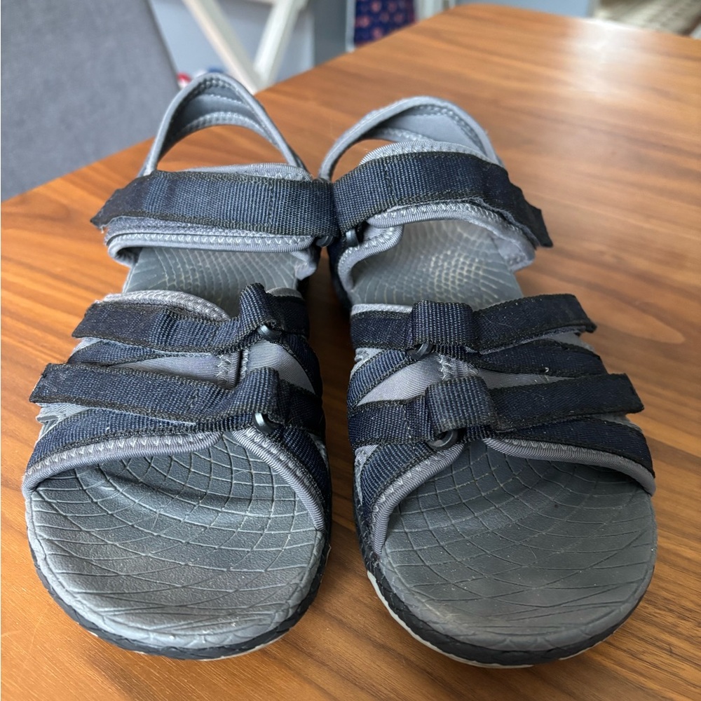 WHITIN Women's Sandals - Black and Gray